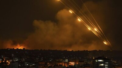 Dibombardir oleh Hamas, Israel Mengalami Serangan Balasan