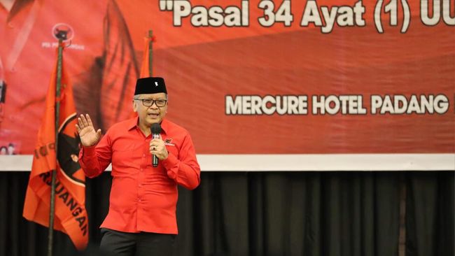 Hasto Buka Suara Mengenai Permintaan Presiden untuk 3 Masa Jabatan