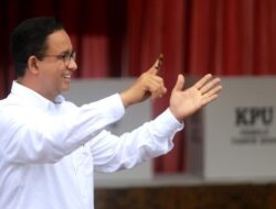 Anies Buka Suara Setelah Prabowo Disimulasikan Makan Siang Gratis