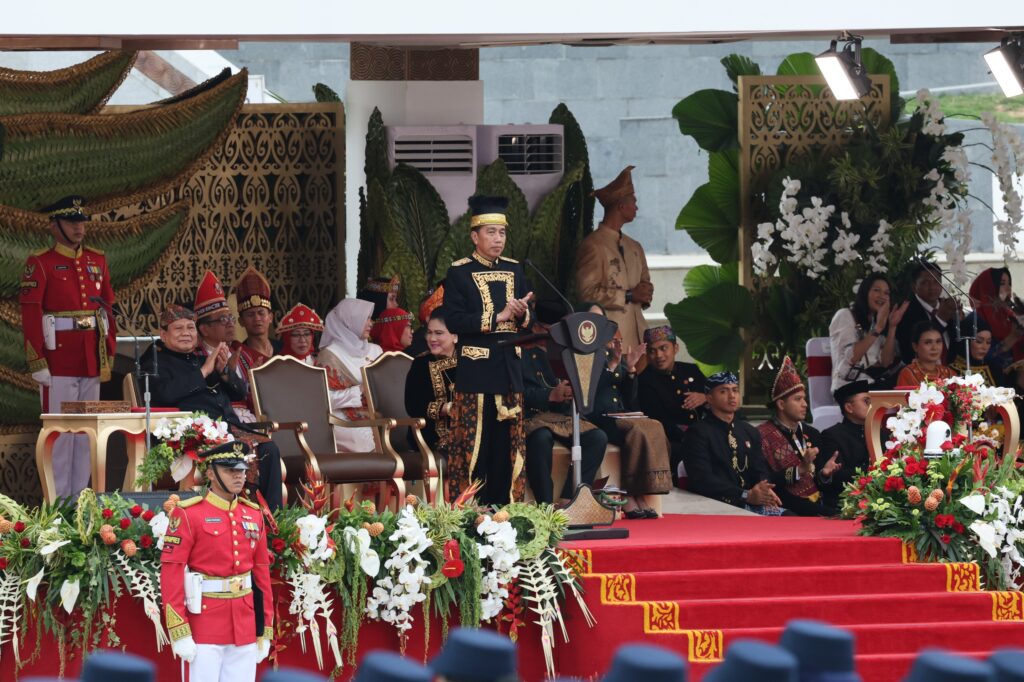 Intimate Moments Shared by Prabowo Subianto and President Jokowi at the 79th RI Independence Day Ceremony