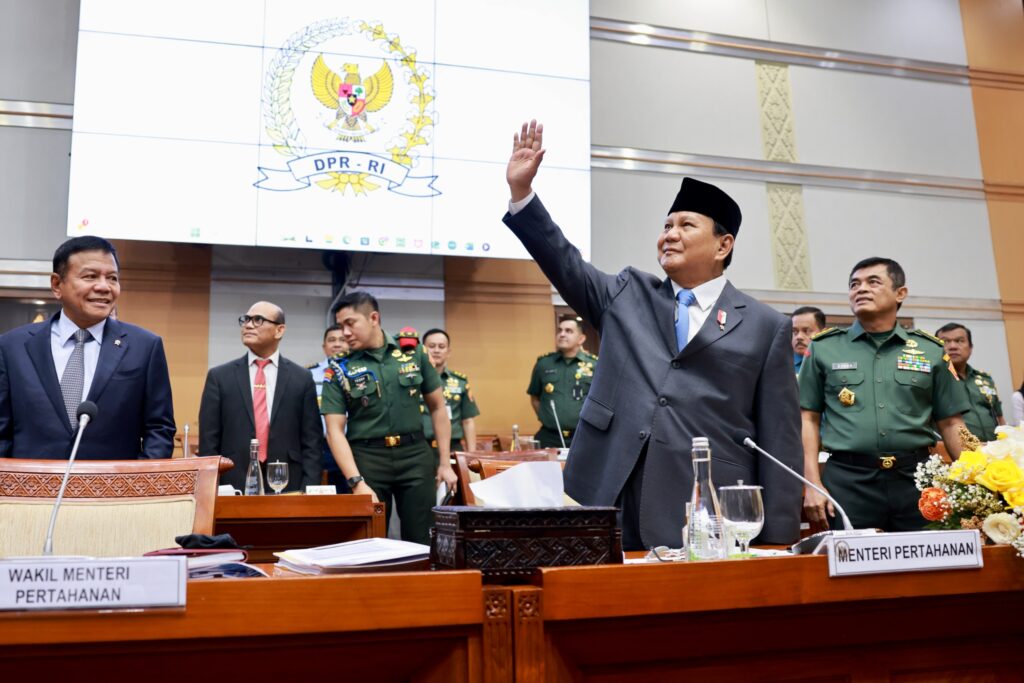 Prabowo Subianto Says Goodbye and Apologizes in Last DPR Session: Bigger Responsibilities Are Coming