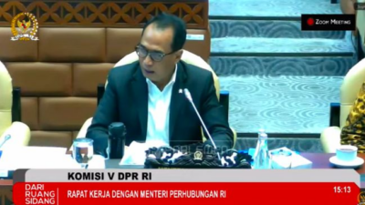 Menteri Perhubungan Mencatat Setuju Kegiatan Pemungutan Pajak Bagian Pesawat Udara Dihapus