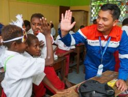 Inspirasi Relawan BUMN Merauke Bagi Siswa SD