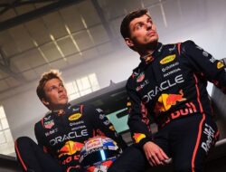 Verstappen & Lawson: Misi Mobil Kompetitif
