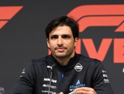 Sainz Menggantikan Vettel Sebagai Direktur GPDA – Berita Terbaru F1
