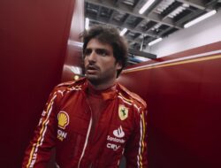 Sainz Bantah Ghosting Vowles: Fakta Terbaru!