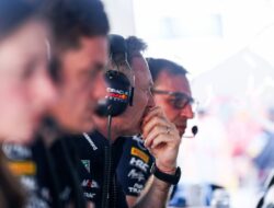 Manajemen Red Bull Gelar Pertemuan Darurat di F1 GP Bahrain