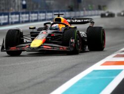 Insiden Pit Stop Verstappen di F1 GP Miami: Analisis dan Pembelajaran