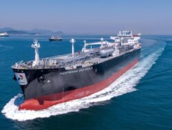 Pertamina Alters Oil Ship Route via Oman & India for Efficiency