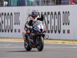 Razgatlioglu Puncaki Klasemen Usai Balapan 2 WSBK Inggris