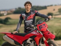 Ducati Modifikasi Desmo450 MX: Bagnaia & Marquez