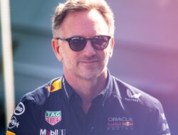 Horner Pergi, Zak Brown Fokus pada Verstappen