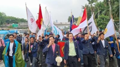 Warga Jakarta Ramai Kabur ke Destinasi Tak Terduga saat Kisruh Demo