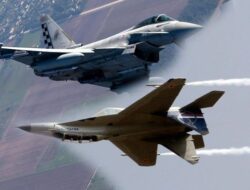 Perbandingan Kekuatan Militer NATO Vs Rusia: Siapa yang Lebih Unggul?