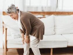 Kenali Penyebab dan Faktor Risiko Osteoporosis